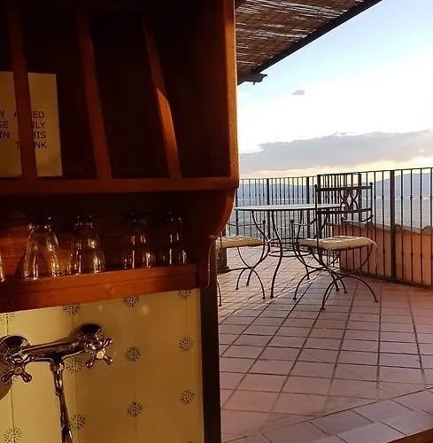 农庄小屋酒店 农家乐 *